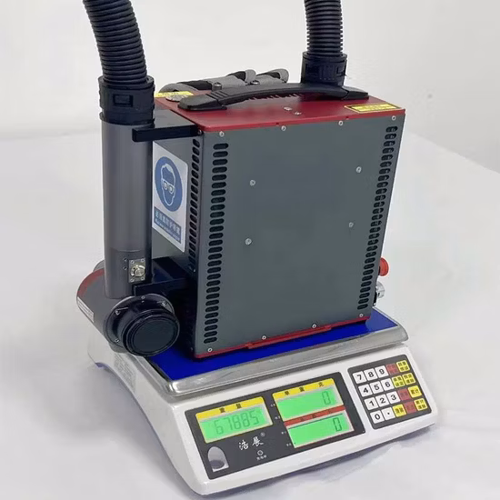 50W 100W 200W Mopa Rust Removal Backpack Pulse Laser Cleaning Machine for Paint Removal